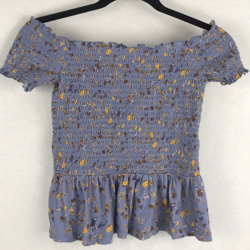 American Eagle xs peplum smocked